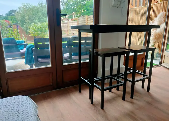 Σαλέ Avec Jardin Pres D'arcachon 2 Personnes